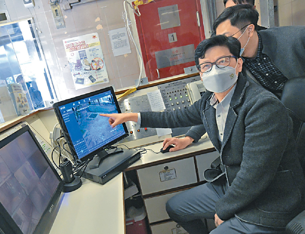 ■楊耀輝表示，滅鼠工作第一步是偵測鼠蹤。
