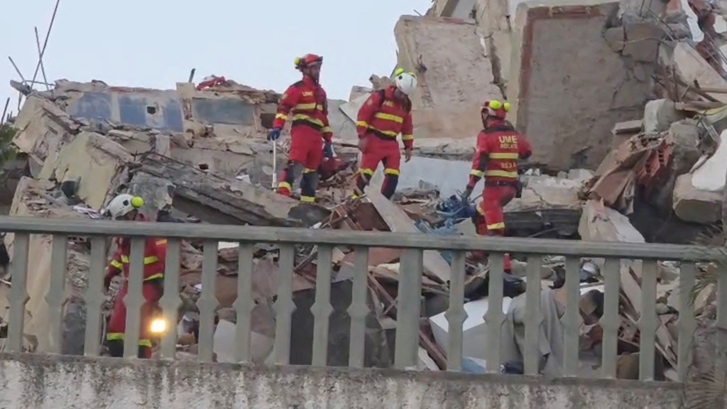 委內瑞拉7.5級地震死亡人數增至逾1400人 國際移民組織估計近680萬人受災。路透社
