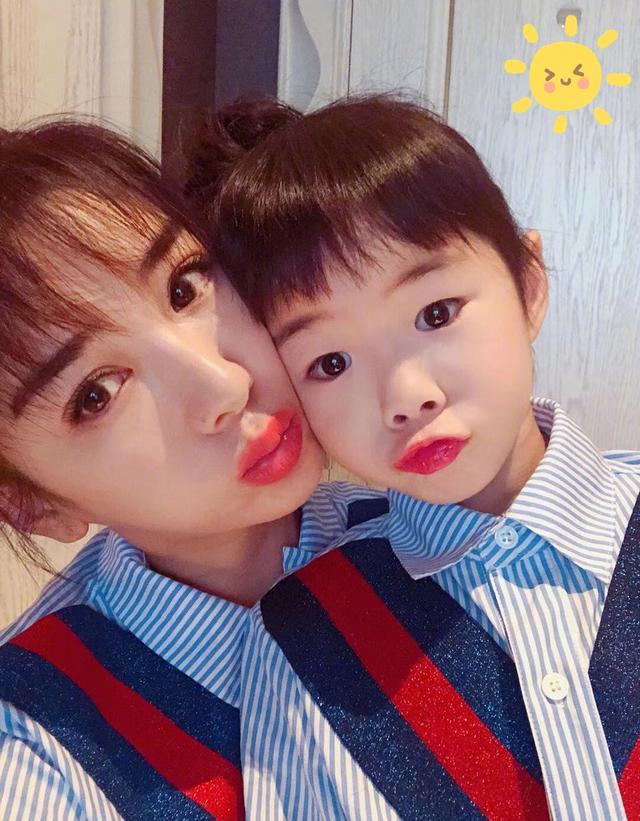 黃奕好錫女兒，要努力搵錢養家。