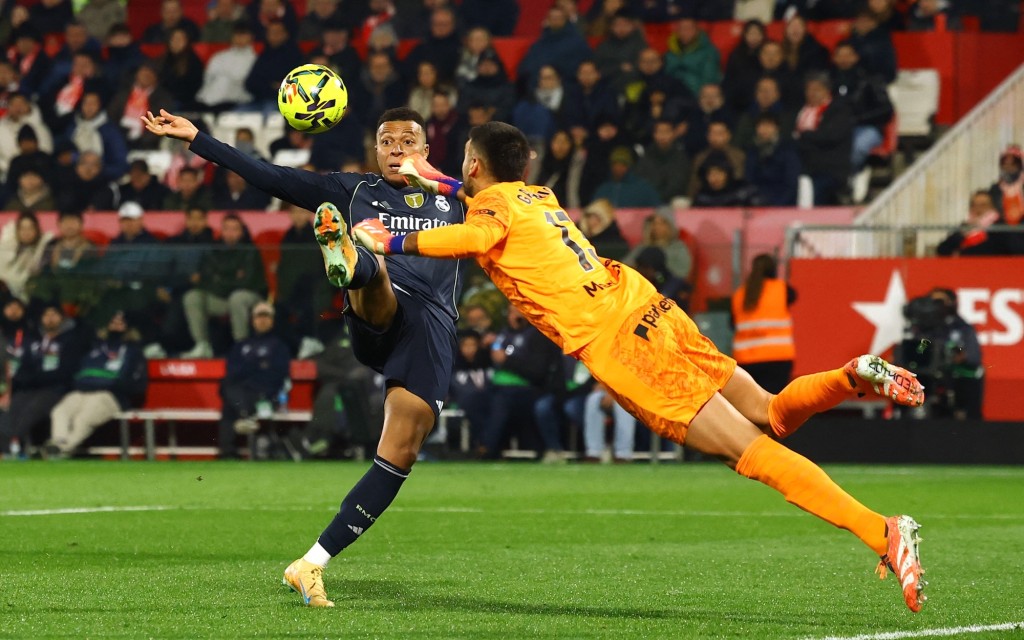 麥巴比射入12碼，助皇馬搶回1分。路透社