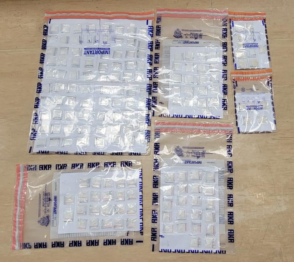 警方起獲K仔及可卡因。 警方提供