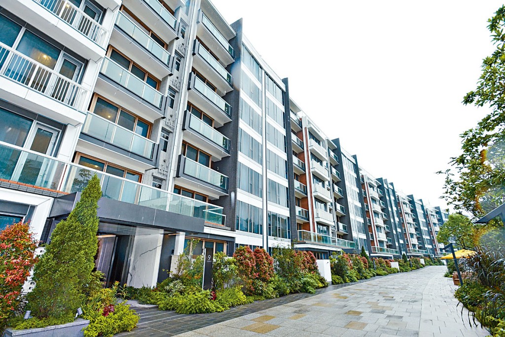 ■西貢傲瀧連天台戶2150萬售出，呎價約1.85萬。