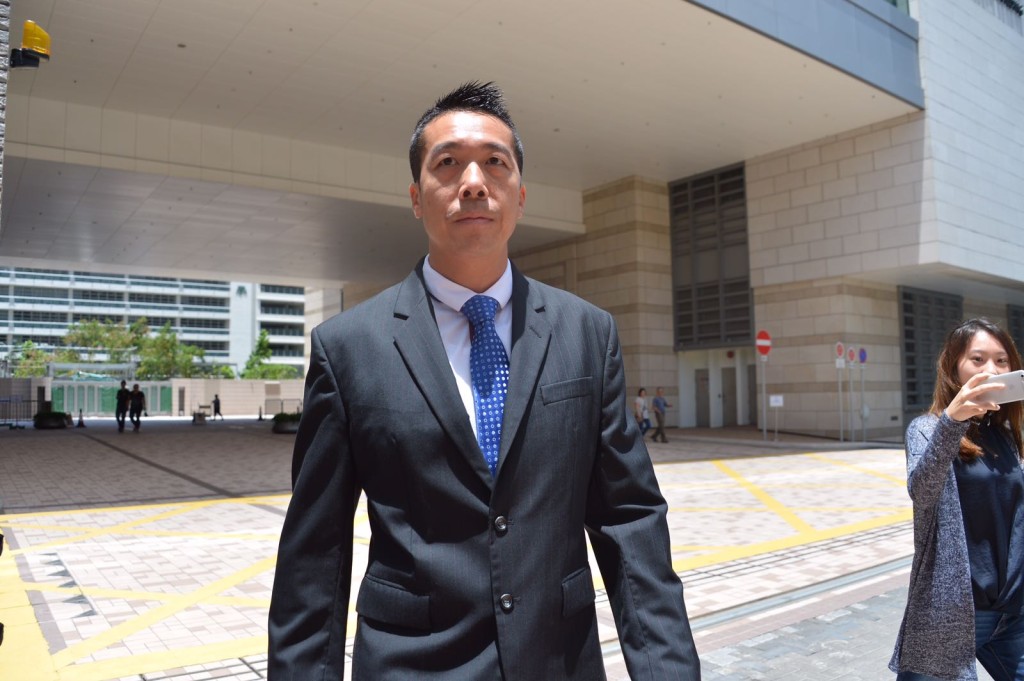 證人高級督察高仲英。