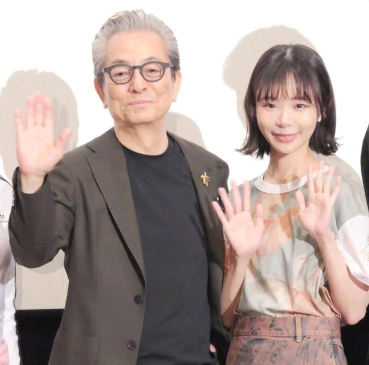 趣里的老戲骨父親水谷豐曾盛傳反對女兒嫁渣男三山,無奈愛女係要「舂個頭埋去」。 趣里的老戲骨父親水谷豐曾盛傳反對女兒嫁渣男三山,無奈愛女係要「舂個頭埋去」。