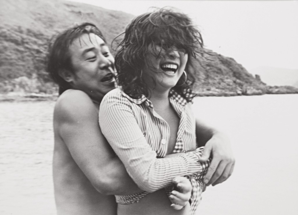 少女时期的金燕玲拍了几部艳情片，成为七十年代的性感女神。