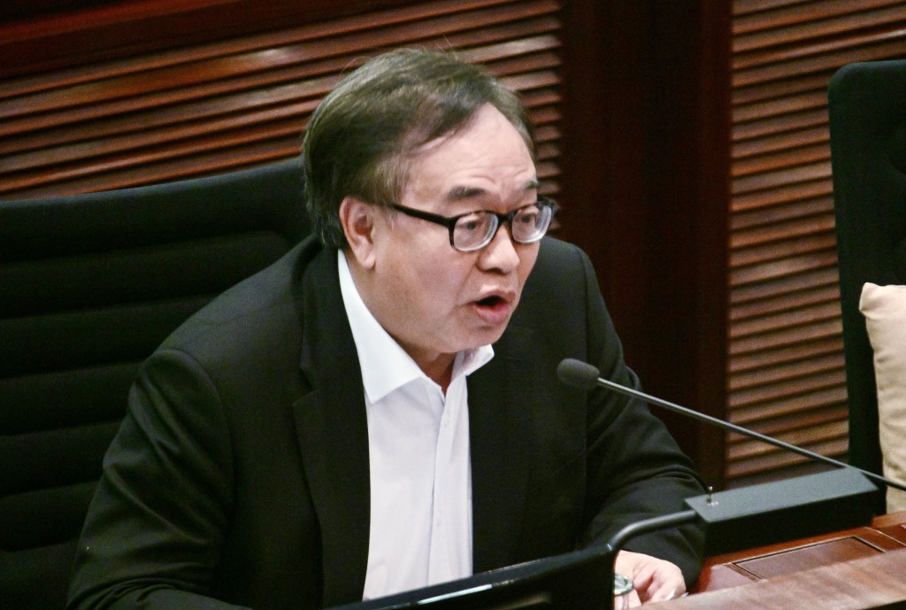 盧偉國表示關注當局有否因為這些個案罰款過低而提出覆核。資料圖片 盧偉國表示關注當局有否因為這些個案罰款過低而提出覆核。資料圖片