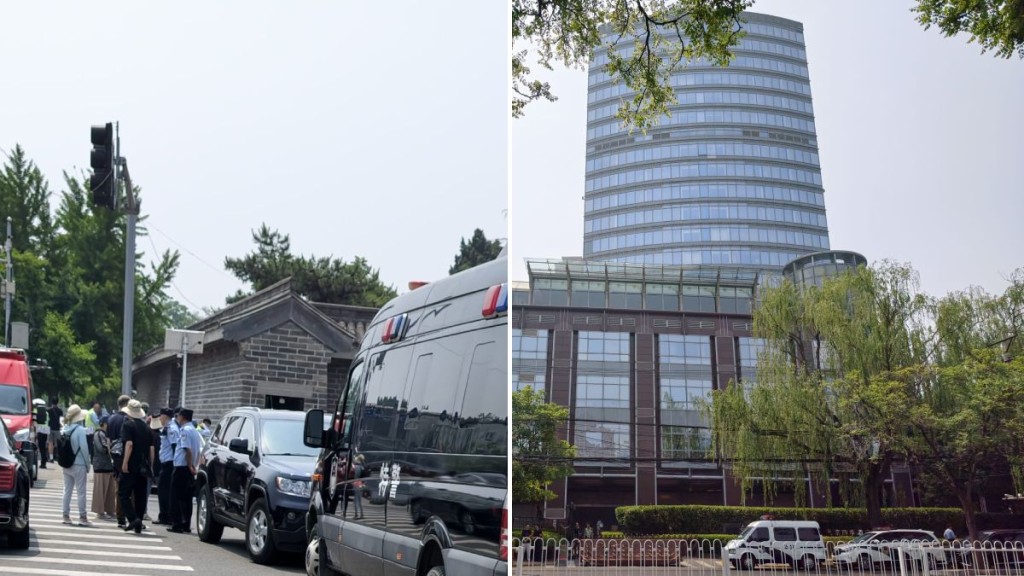 北京保安全面升級，四季酒店天壇封控戒備。 本報記者攝