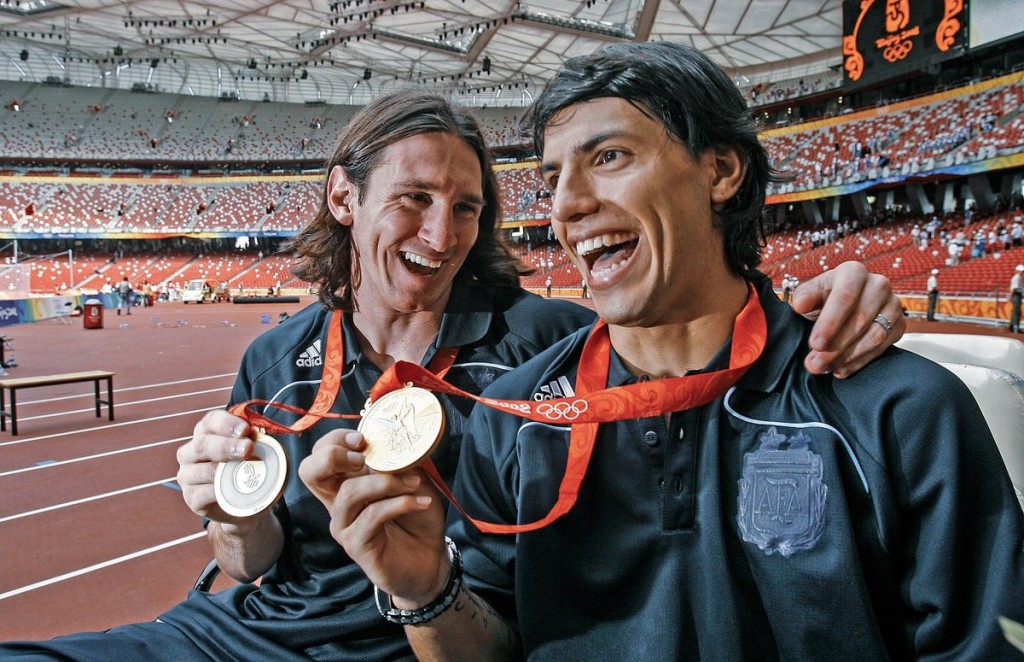 二人再于2008年，协助国家在北京奥运赢得奥运金牌。