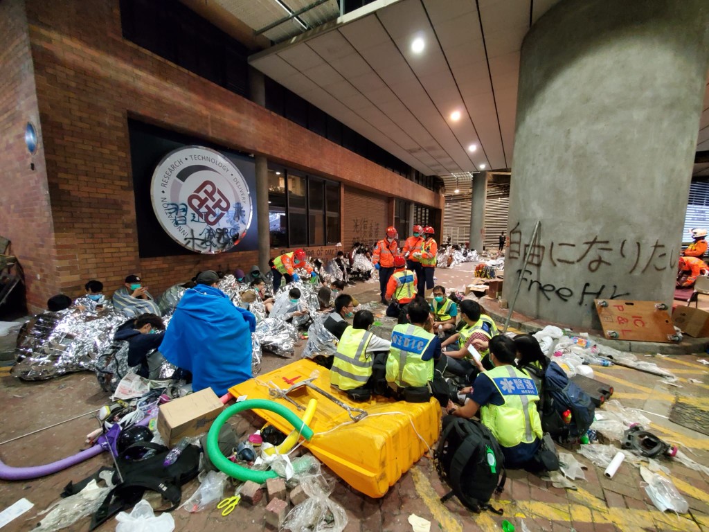 示威者佔據理大校園。資料圖片