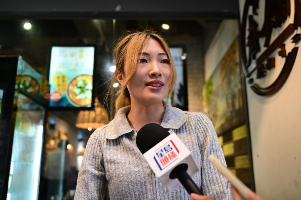 越南餐廳經理孔小姐表示，昨晚散場後生意增加4成左右，料今晚生意會更好。陳極彰攝
