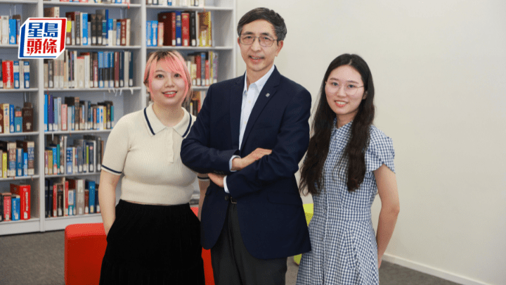 李平(中)及研究團隊。 理大提供