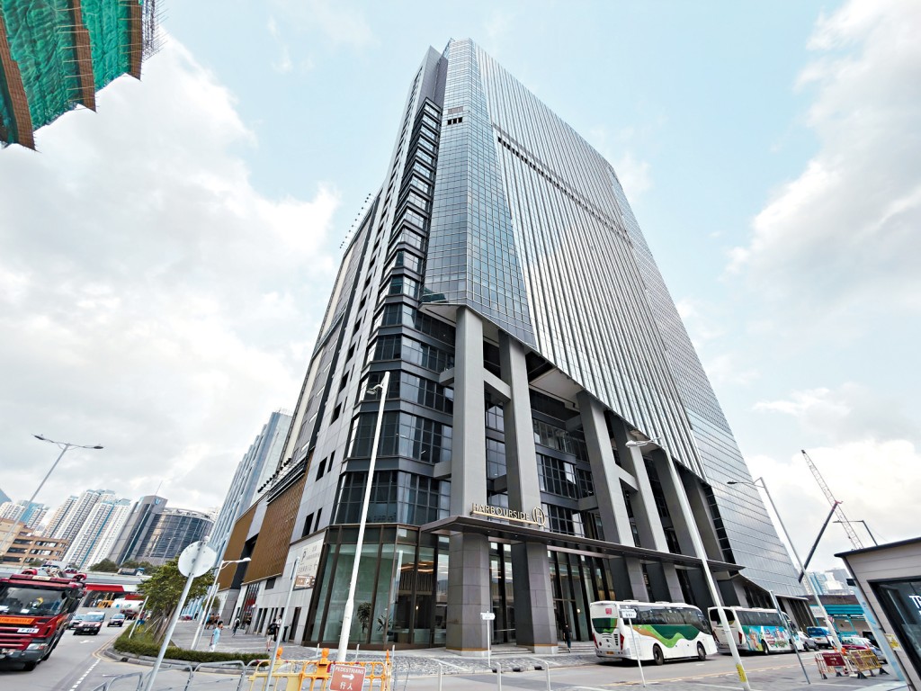 資本策略等持有的九龍灣商廈啟匯向城規會申重建2幢住宅提供1140伙。