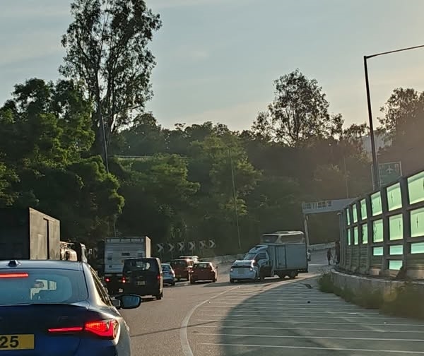 fb屯門公路塞車關注組圖片