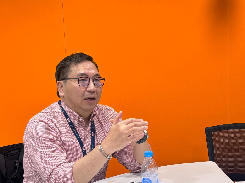 AMR智能機器人到現在,運作接近兩年時間,UFL總經理張浩賢指營業額提升逾1.5倍。 AMR智能機器人到現在,運作接近兩年時間,UFL總經理張浩賢指營業額提升逾1.5倍。