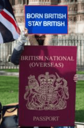 英國改革黨（Reform UK）黨魁法拉奇（Nigel Farage）周一發布大幅收緊移民與福利政策的倡議，聲言將取消移英五年可申請「永久居留」（ILR）制度，受影響者包括透過BNO移英的港人。法新社