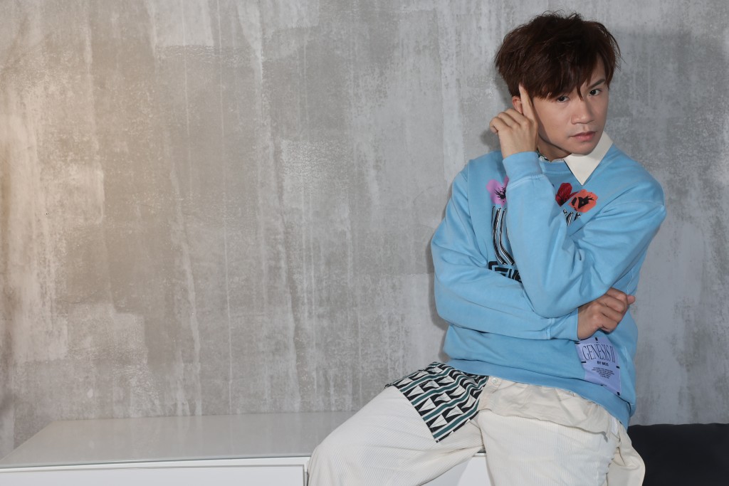 講到送聖誕禮物給歌迷，釗峰（梁釗峰）笑指可將四子包成禮物拋給觀眾。