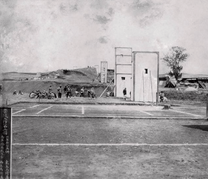 修建中的崇陵。縱觀清史 修建中的崇陵。縱觀清史