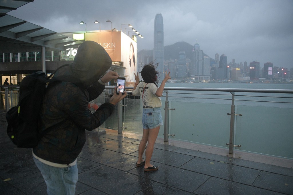 天文台預料今年進入香港500公里範圍內的熱帶氣旋數目正常至偏多，約有5至8個。資料圖片