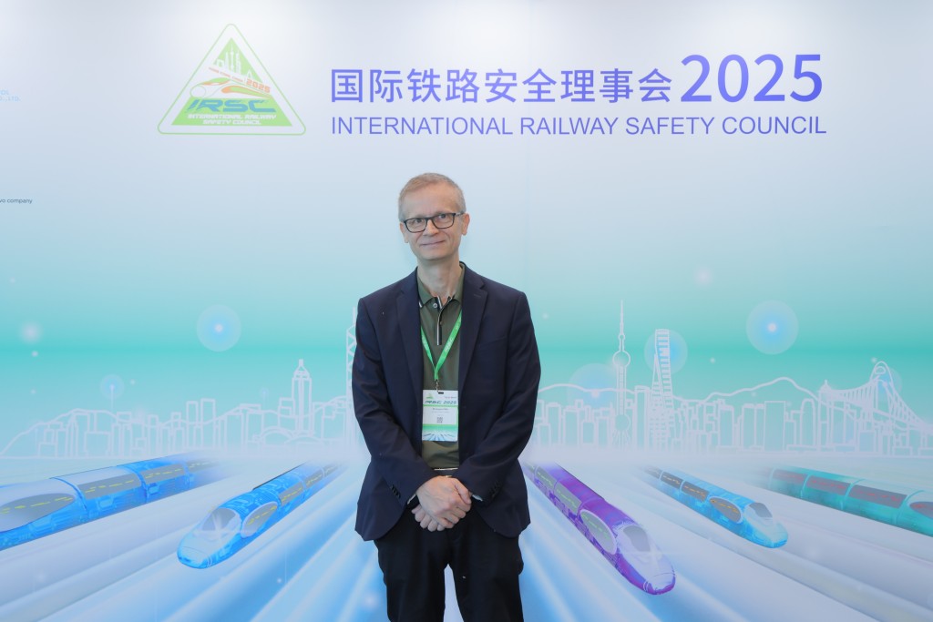 卡塔爾鐵路公司高級鐵路安全部經理Angelo PIRA對參加在香港舉行的第三十五屆國際鐵路安全理事會年度會議感到非常興奮。