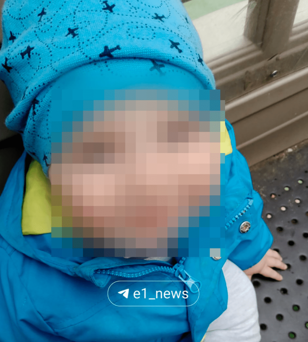 遭扯斷手臂的2歲男童。East2West截圖 遭扯斷手臂的2歲男童。East2West截圖