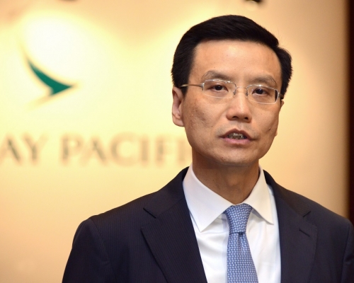 國泰行政總裁朱國樑去年基本薪金減少7%,至320萬元,但花紅則有505萬元。資料圖片