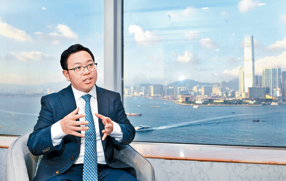 馮煒洸預期標普500指數第四季可能回調約一成。