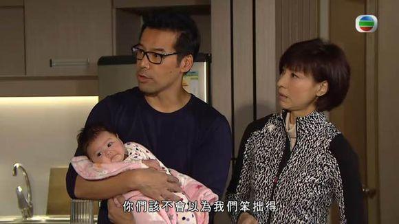 徐榮細女「包包」徐心怡未滿3個月便已在TVB處境劇《愛回家》飾演「馬家好」一角。