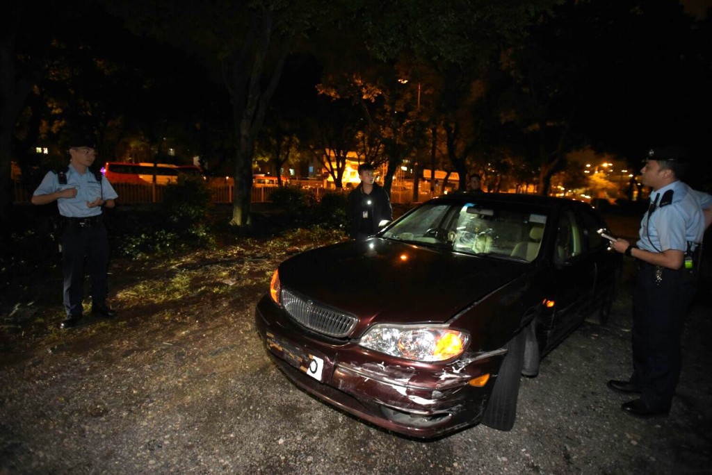 肇事私家車。黃文威攝