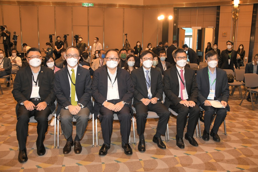 香港會議展覽中心舉辦「善用樂齡科技提升照顧－疫後發展方向」論壇。黃偉強攝