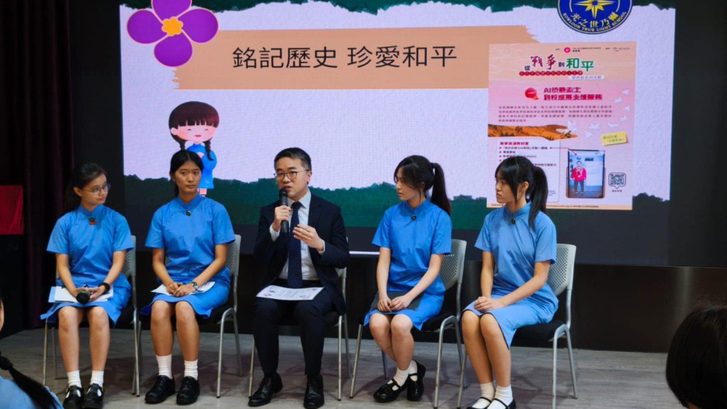 他表示深深感受到學生對先烈的敬重及對祖國歷史的深厚情感。施俊輝FB圖片 他表示深深感受到學生對先烈的敬重及對祖國歷史的深厚情感。施俊輝FB圖片