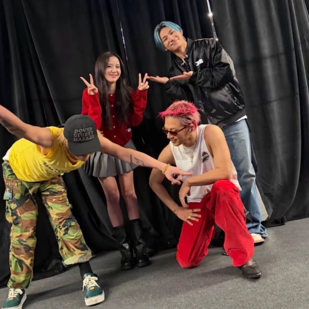 Jisoo昨日在倫敦撐師兄BIGBANG的20周年巡唱。