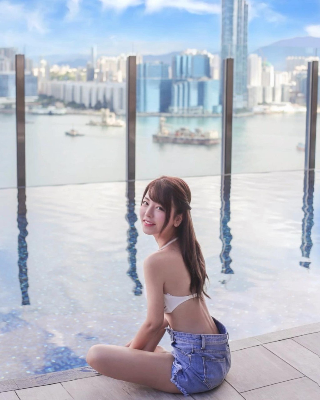 譚嘉儀IG有不少福利相。