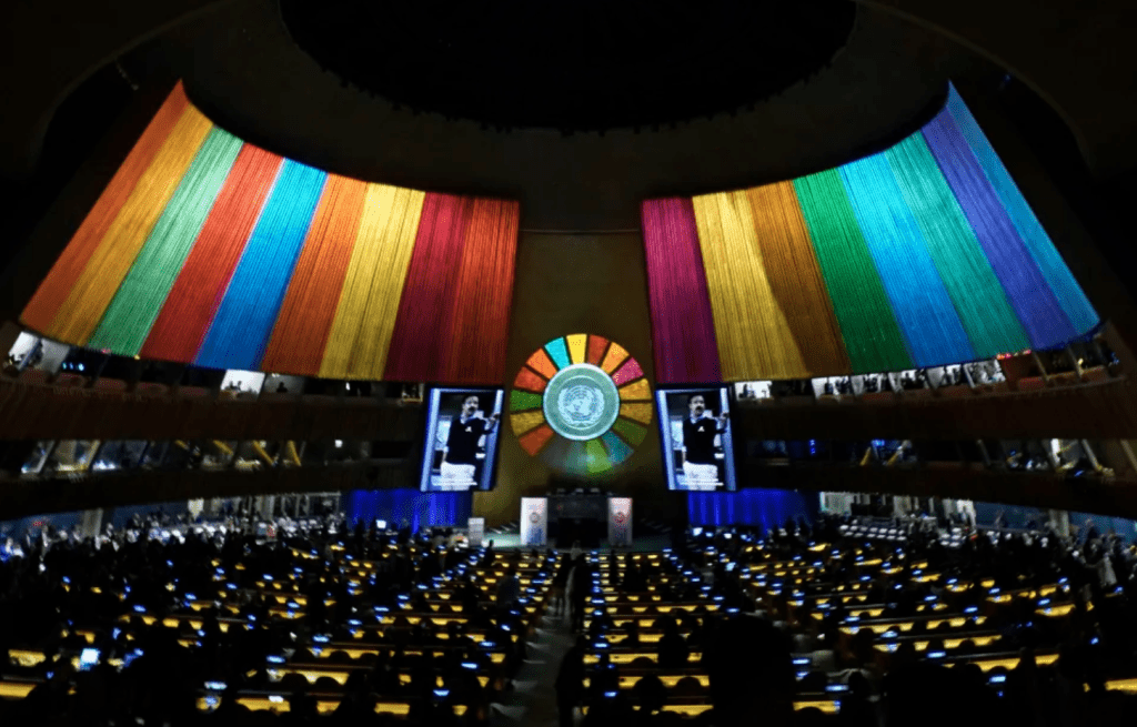 一些驻联合国外交官指，埃尔多安可能把象徵联合国永续发展目标的17种颜色，和象徵LGBT族群权利的「彩虹骄傲」6色搞混了。美联社