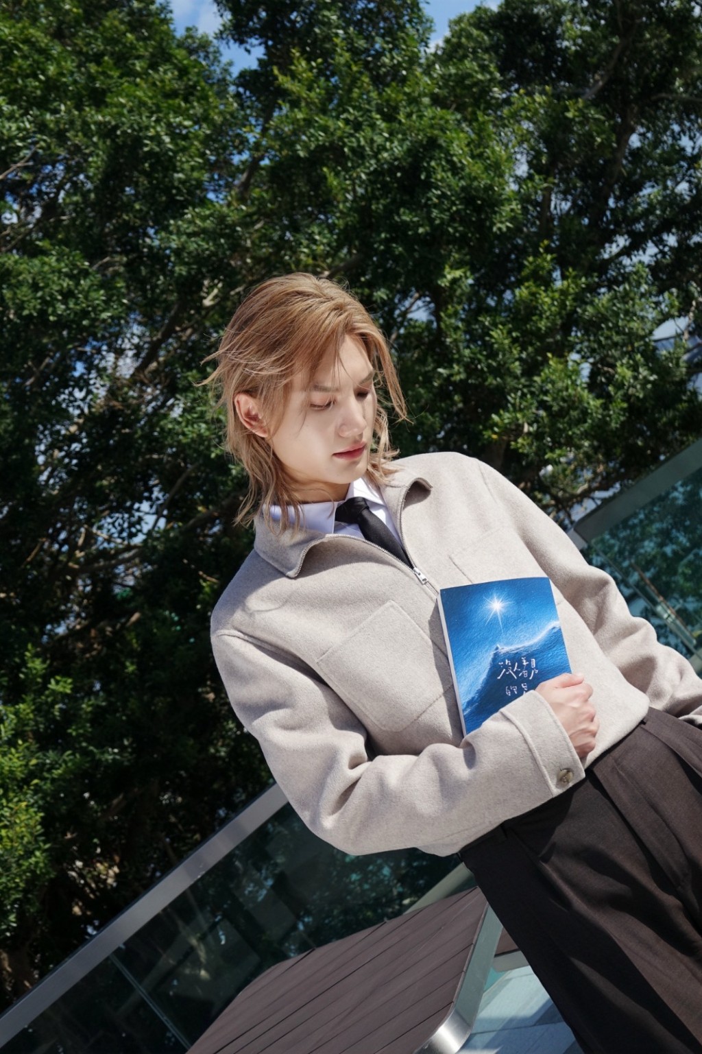 Jeremy以《没人看见的星》鼓励人们，一起努力成为最闪耀的那颗星。