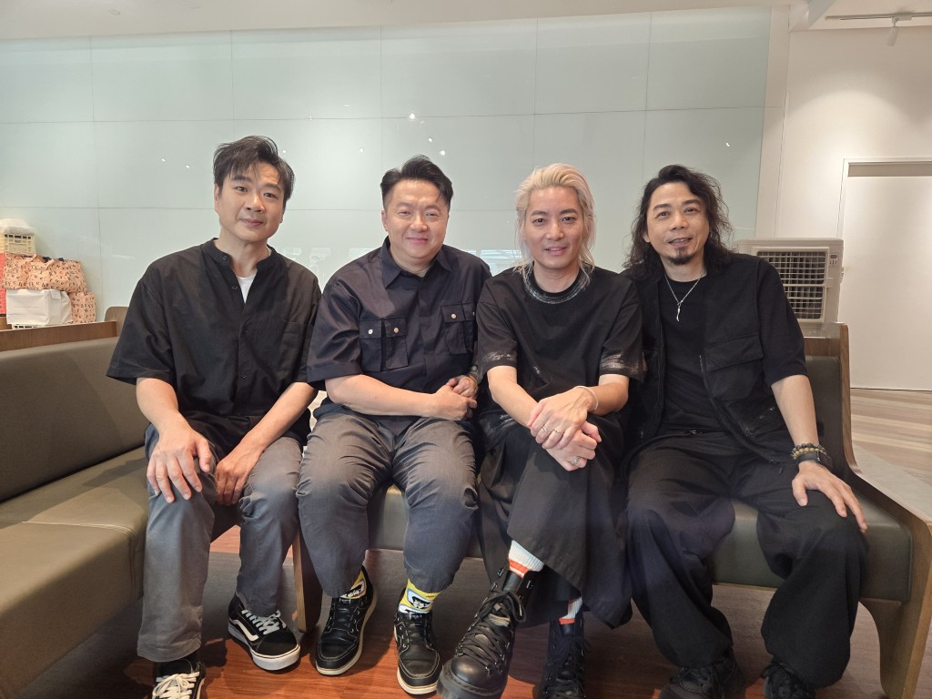 隊友有家室,夾Band時間十分緊迫。 隊友有家室,夾Band時間十分緊迫。