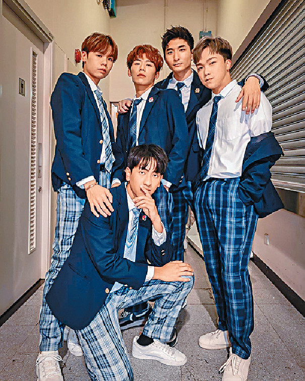 ■Archie「沖涼作」的製成品之一,就是劇集《青春本我》中的《兄弟幫》部份旋律。 ■Archie「沖涼作」的製成品之一,就是劇集《青春本我》中的《兄弟幫》部份旋律。