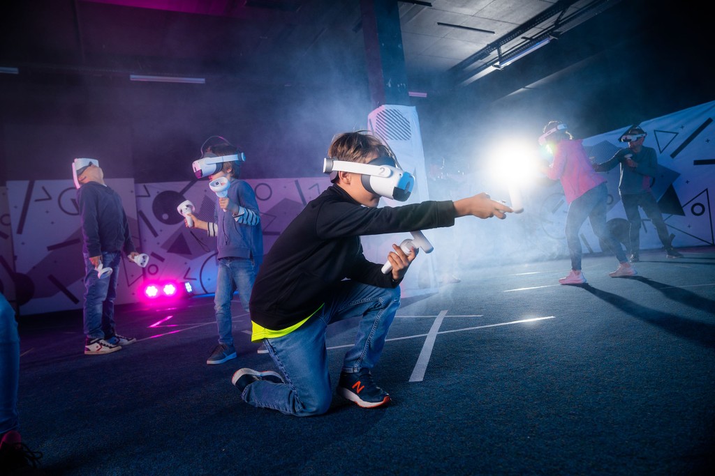 親子好去處2024︳「全動態走動」VR虛擬實境遊戲體驗低至42折（圖片來源：kkday）