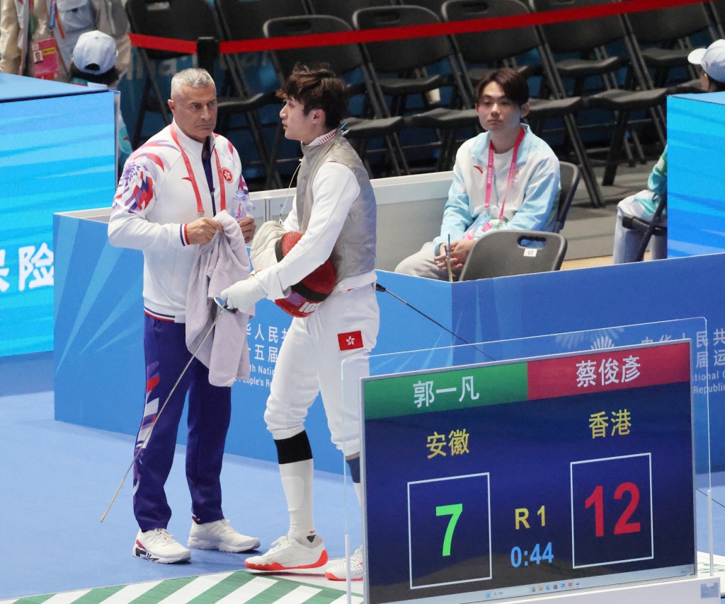 中場休息時,蔡俊彥已領12:7。徐嘉華攝 中場休息時,蔡俊彥已領12:7。徐嘉華攝