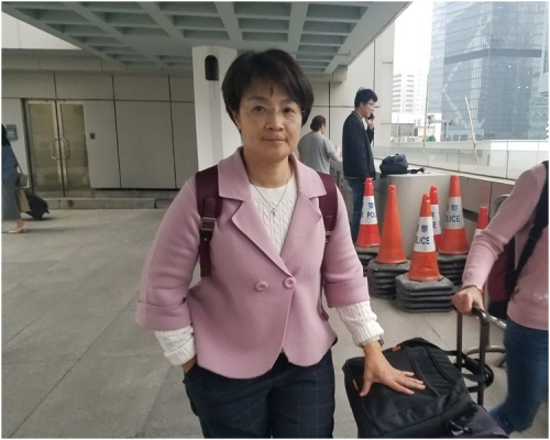 方國珊指時以為自己只是幫女村民建樓。資料圖片