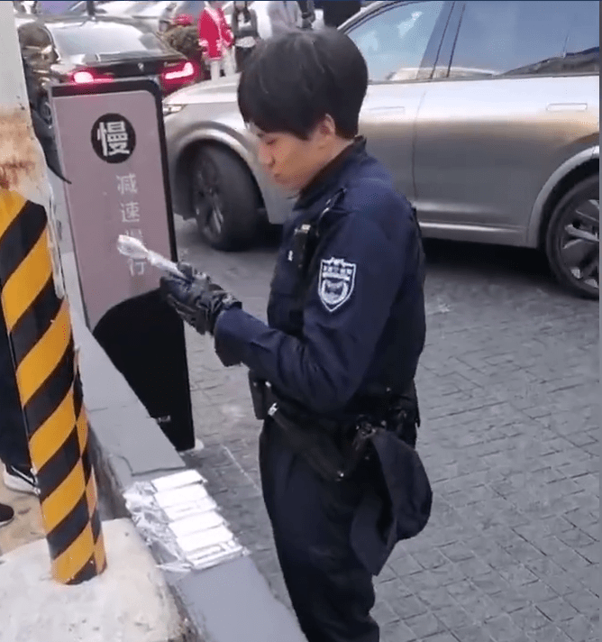 警員到場處置。