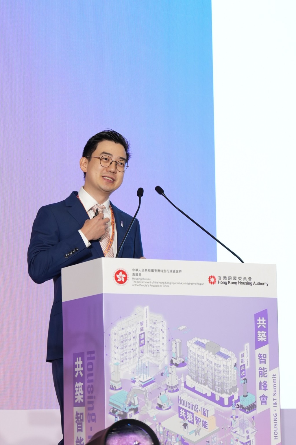 香港大學經管學院助理教授王柏林。何永賢FB圖片 香港大學經管學院助理教授王柏林。何永賢FB圖片