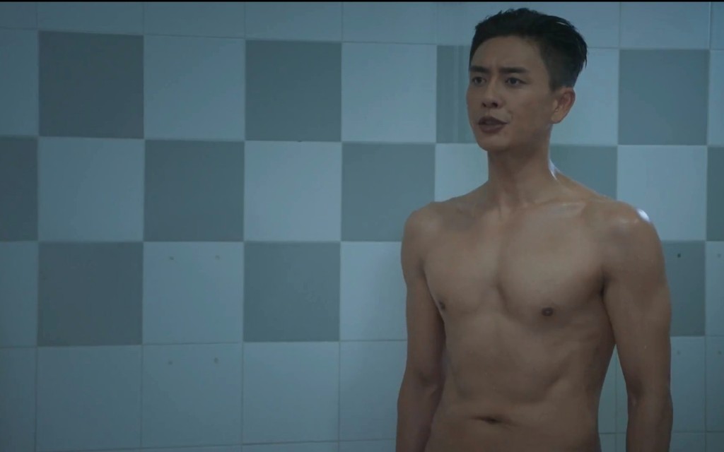 黃宗澤亦有半裸拍廣告。