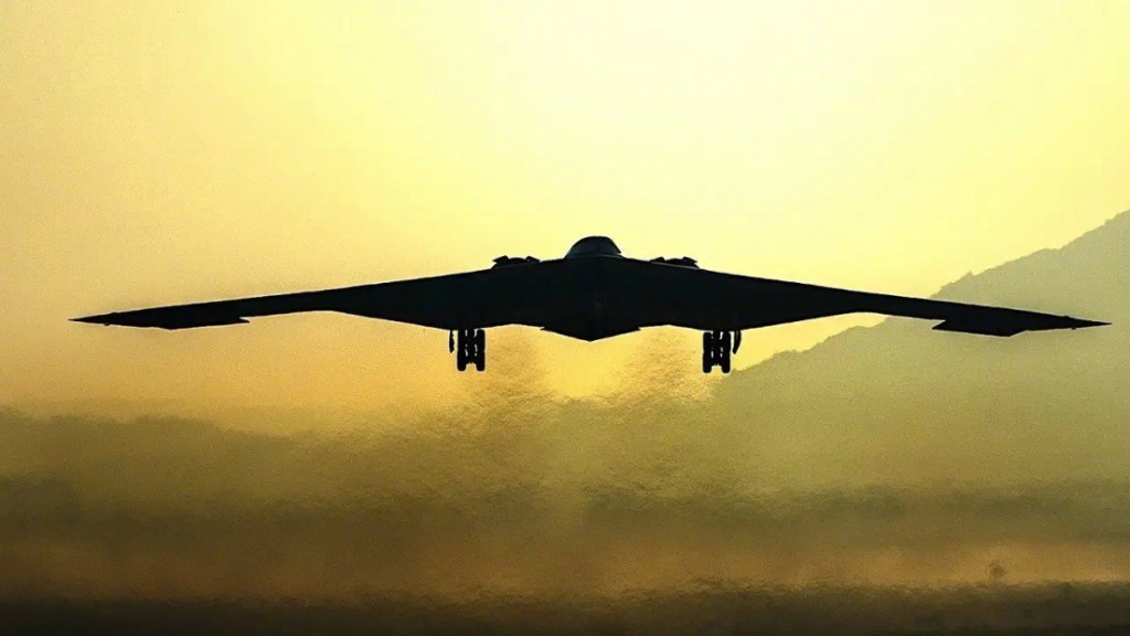 解放軍空軍副司令王偉表示轟-20隱形轟炸機「很快公佈」。圖為轟-20的設想圖。