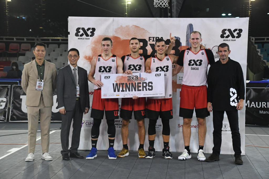 FIBA3×3世界巡迴賽香港大師賽由立陶宛球隊Sakiai(白衫)脫穎而出成為首屆冠軍。吳家祺攝