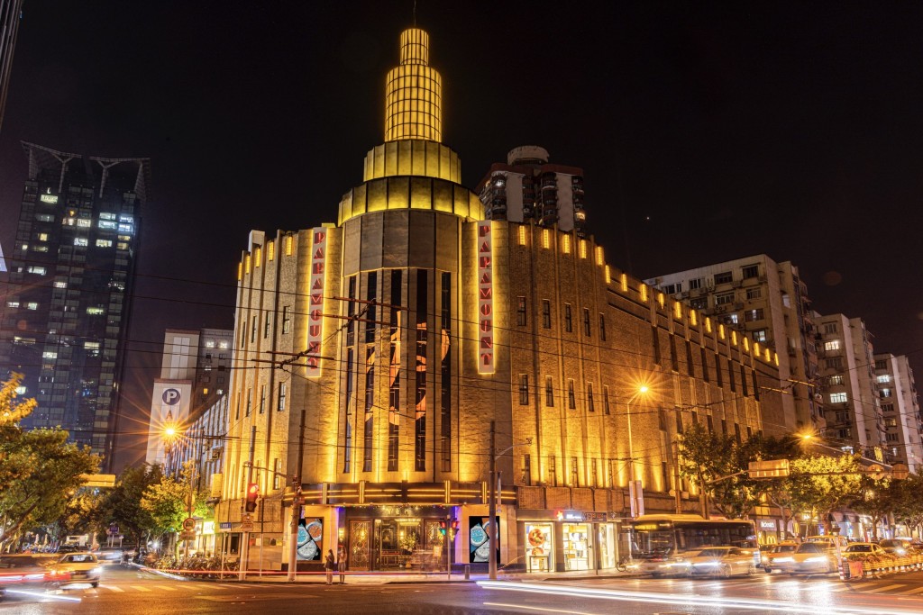 上海百樂門在十多年前重修後再營業。