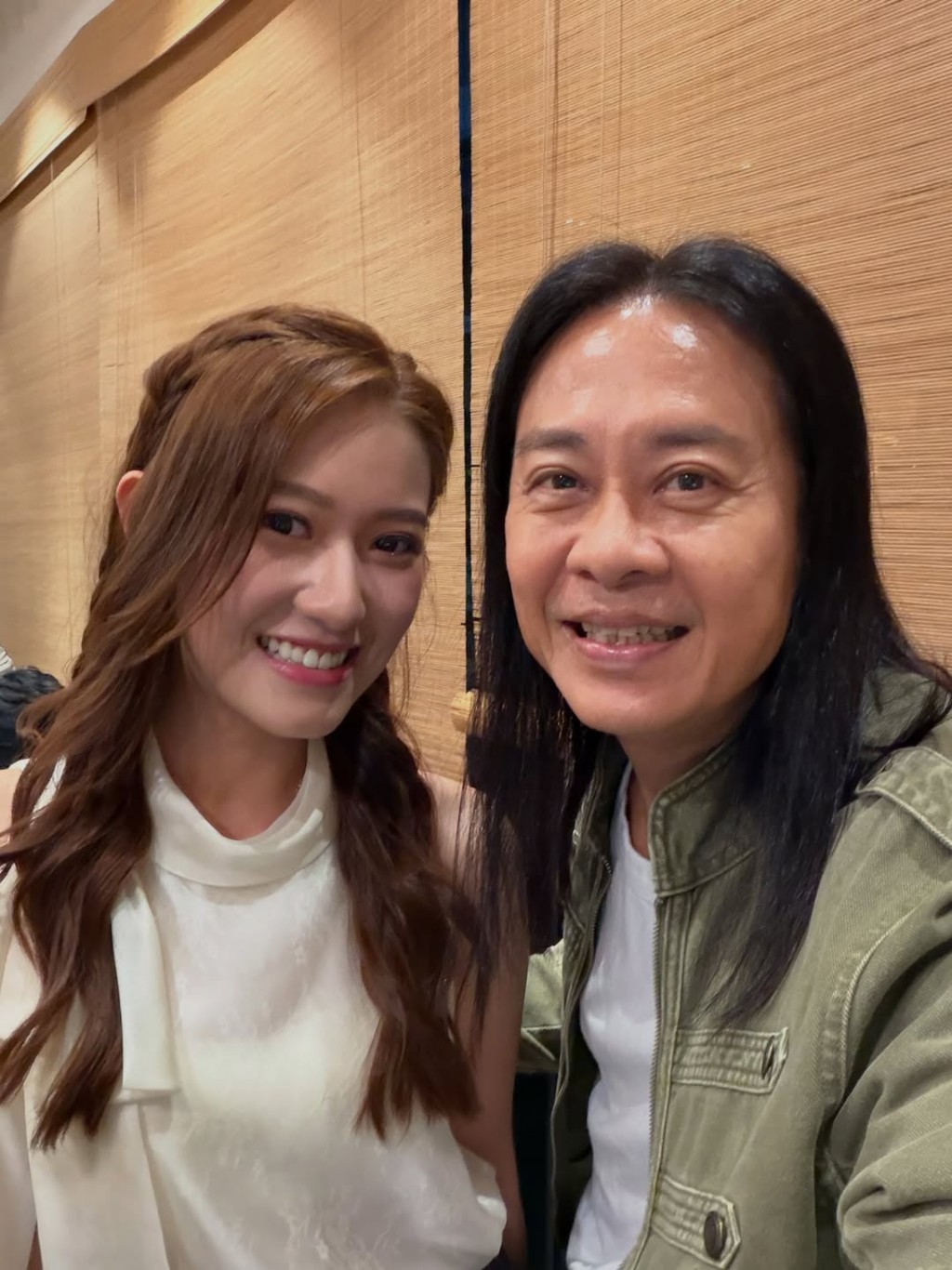 李澤欣與蔡一智合照。