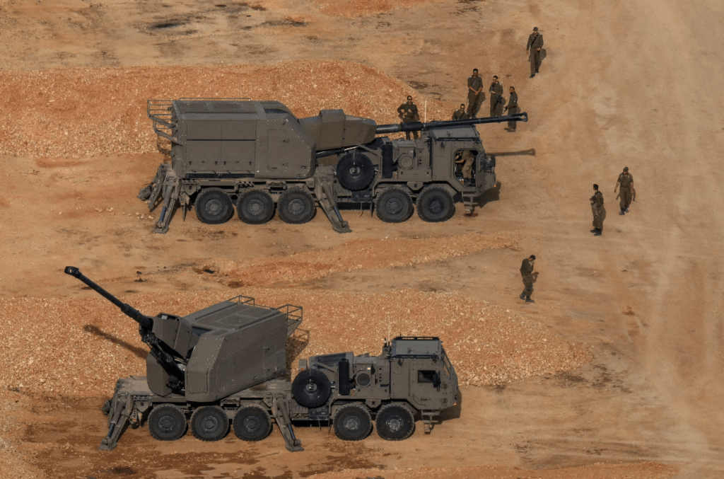 儘管停火協議已公佈，但前線戰火並未立即平息。路透社