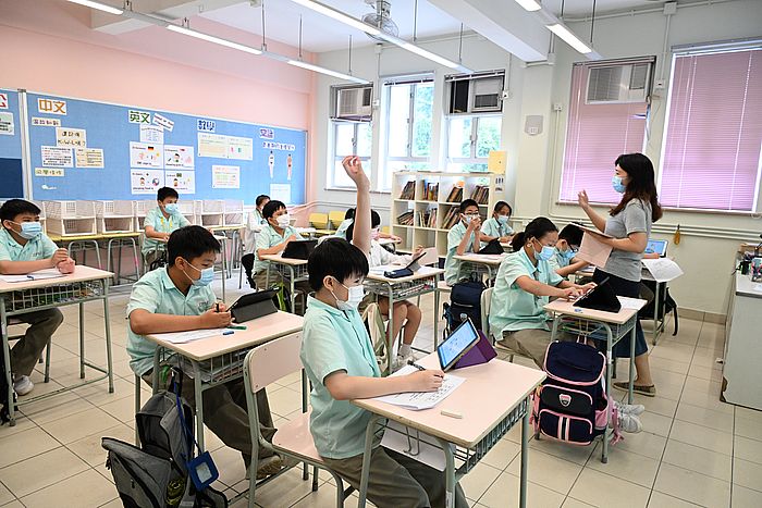 在新時間表下,學術課堂安排在上午進行。