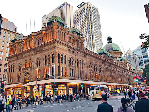 領展今次收購的三個物業包括QVB、The Galeries及The Strand Arcade。