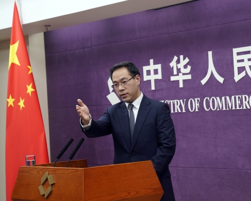 高峰指，中國現時並沒有出現外資撤離及產業鏈、供應鏈外遇的情況 。 